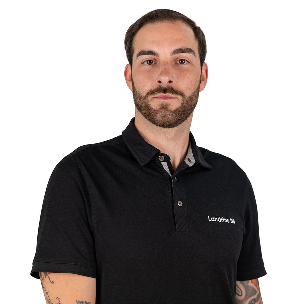 André Öberg Mokricki - Reservdelssförsäljare - Landrins Bil - Hälla - Västerås