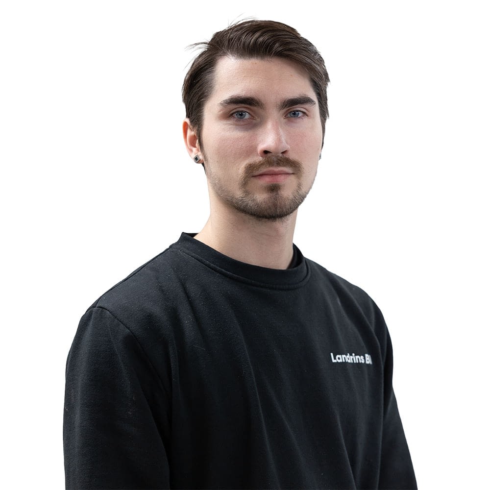 Markus Olsson - Tekniker Internbilar - Landrins Bil - Hässlö - Mercedes Benz