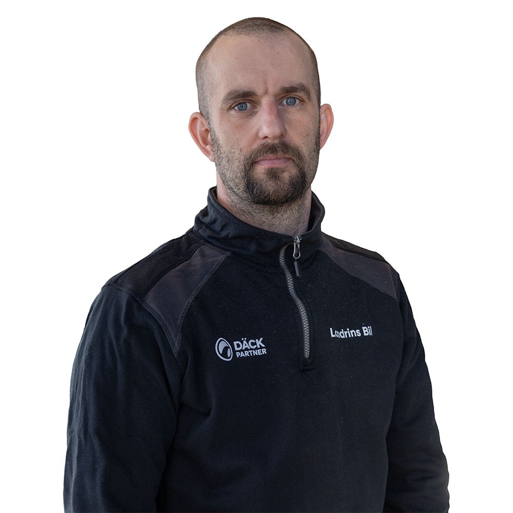 Tony Johansson - Däckspecialist - H-Däck - Landrins Bil - Västerås - Hässlö