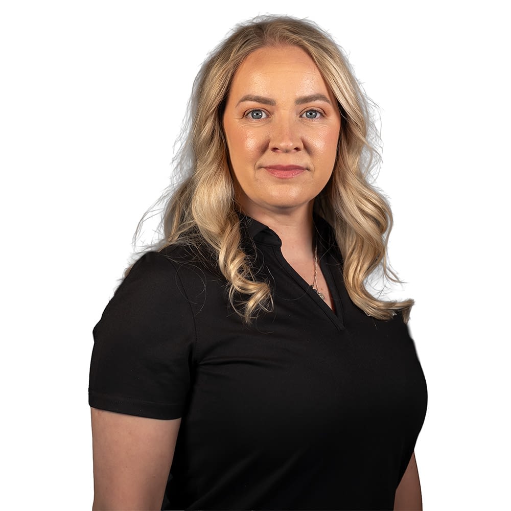 Aida Sandqvist - Reservdelsförsäljare - Landrins Bil - Norrköping - Mercedes Benz -
