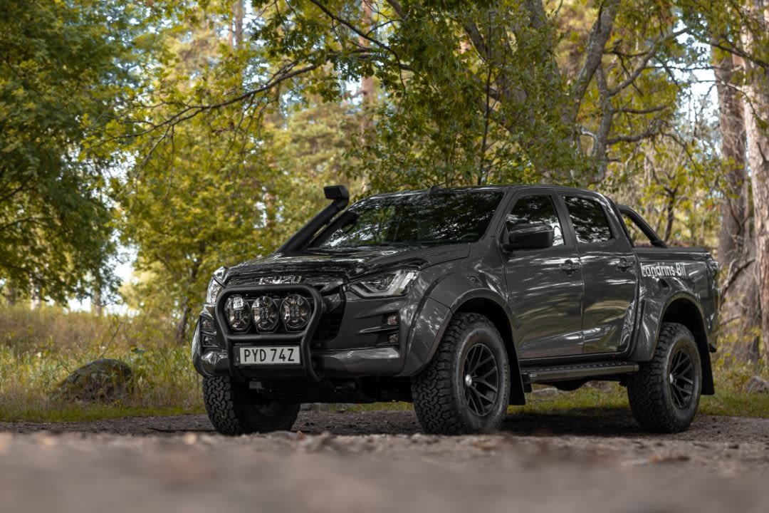 Isuzu AT Trucks - Landrins Bil – 2