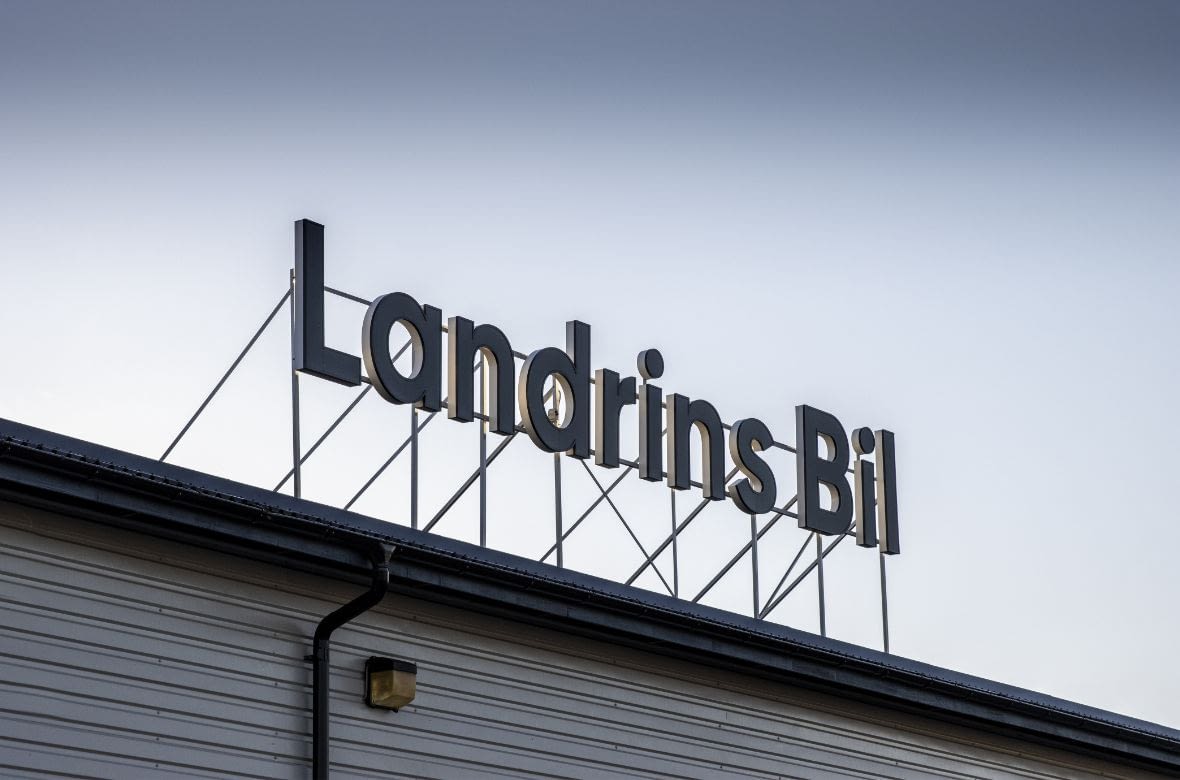 Sundsvall Fritidsfordon Husvagnar Husbilar - Landrins Bil – 26