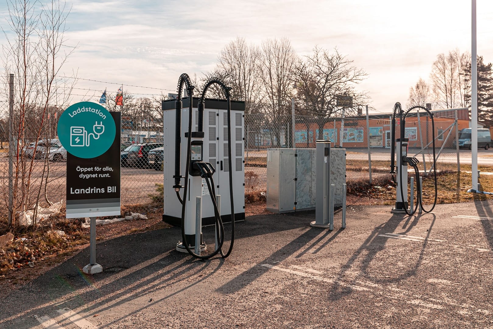 Landrins Bil Vimmerby - Willys - Laddstationer - Landrins Bil - 1 – 33