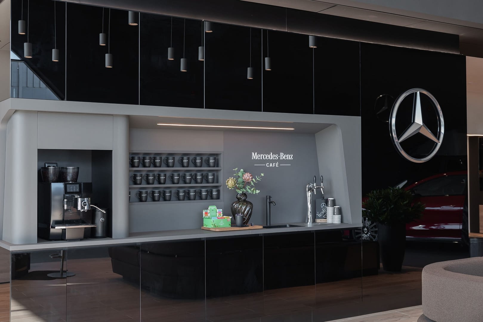 Landrins Bil – Mercedes-Benz - Norrköping - Försäljning - 1 – 2