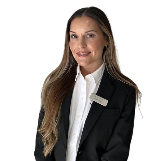 Emelie Olsson - Sundsvall - Floor Manager - Mercedes Benz - Landrins Bil