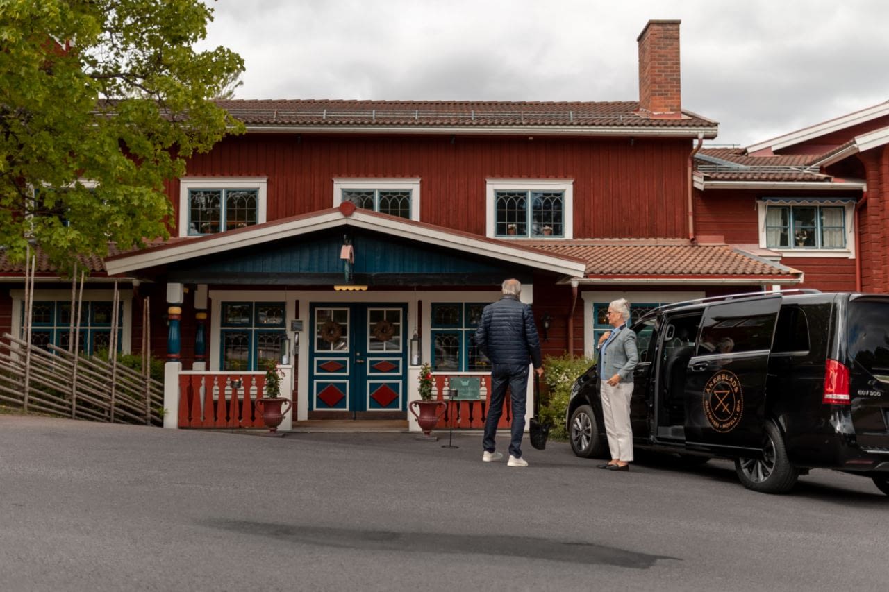 Åkerblads hotell Tällberg Mercedes-Benz EQV Eldriven Minibuss Landrins Bil 4